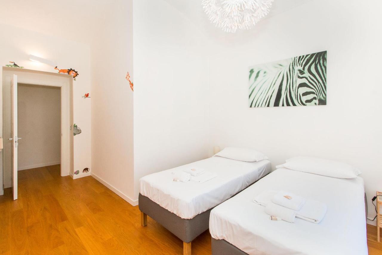 Porta Nuova & Parco Del Valentino Roomy Flat Turijn Buitenkant foto